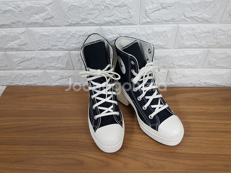 컨버스 디 럭스 힐 블랙 하이 여성245 A05347C--0