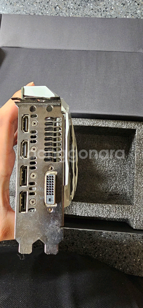 아수스 1060 3기가 그래픽카드 팝니다--0