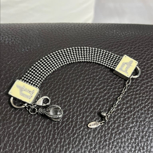 덴마크 쥬얼리 브랜드 필그림 팔찌