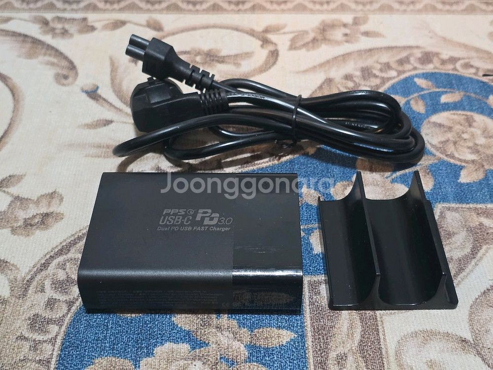 UM2 150W PD 고속 멀티충전기--0