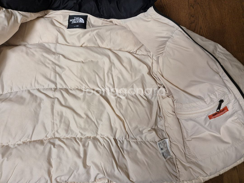 노스페이스 눕시패딩 아이보리(L size)--2