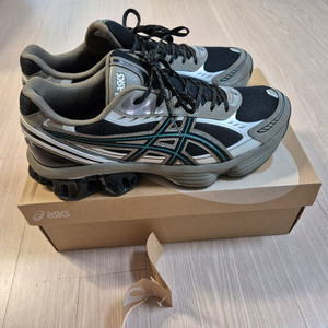 아식스 젤키네틱 플루언트 블랙 다크 토프