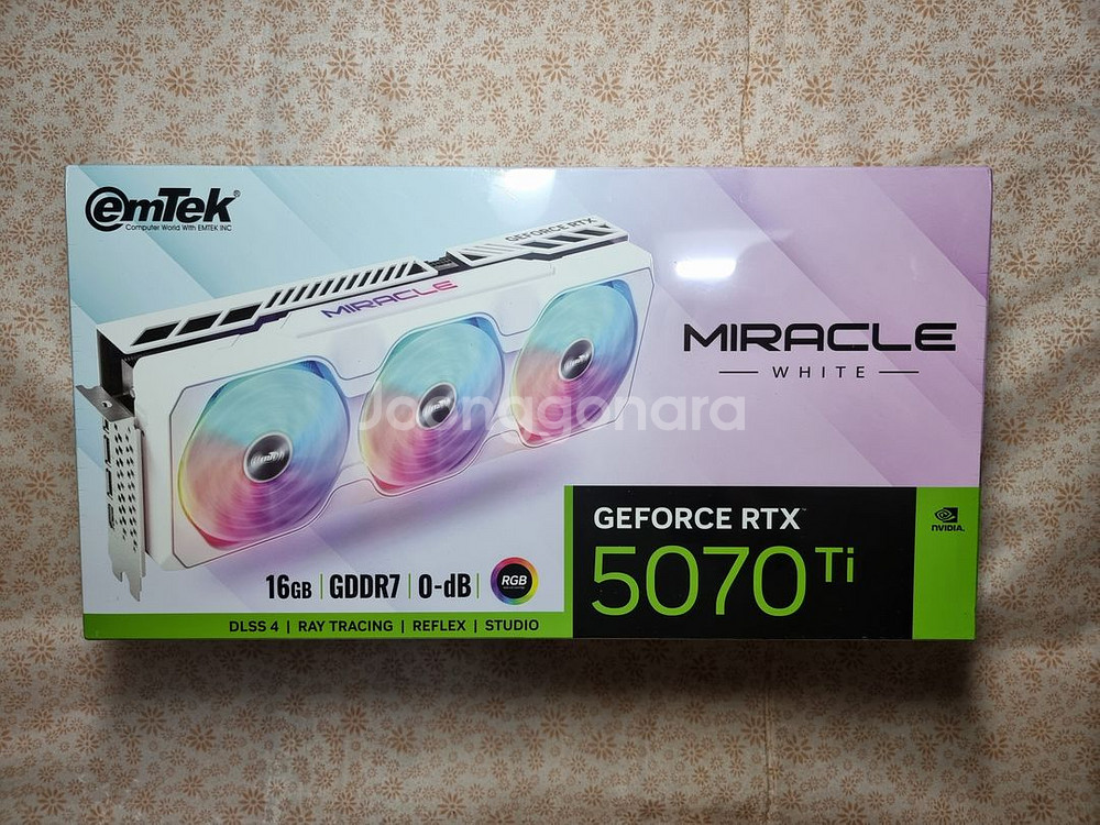 미개봉 이엠텍 5070TI MIRACLE 화이트판매--0