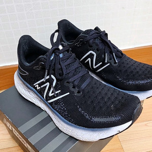 뉴발란스 1080 V12 (255)