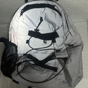 칼하트WIP 리플렉티브 백팩 팝니다. 이미지