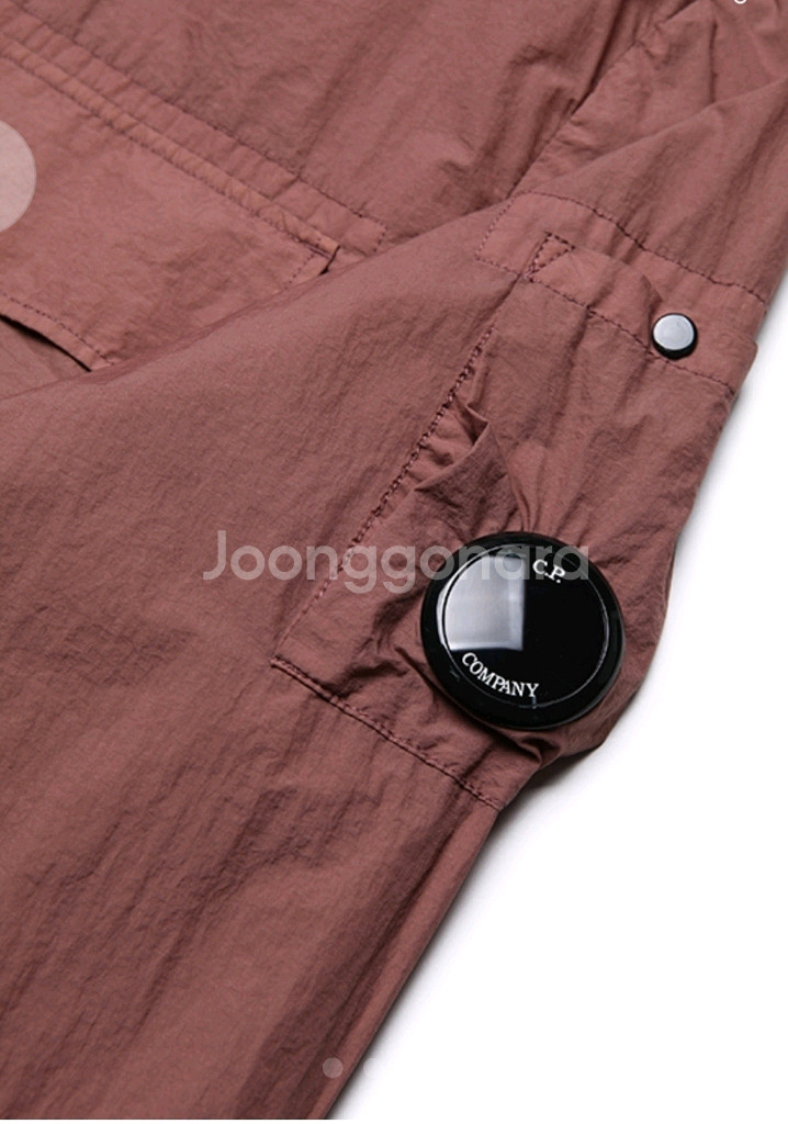 (새상품) CP컴퍼니 나일론 자켓 (현대 아울렛 구매)--2