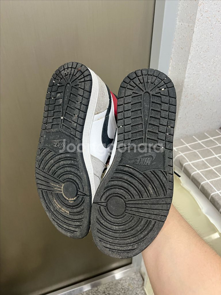 조던1 하이 스모크그레이 260--4