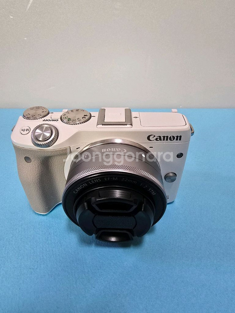 캐논 EOS M3 + 22mm 신동품--1