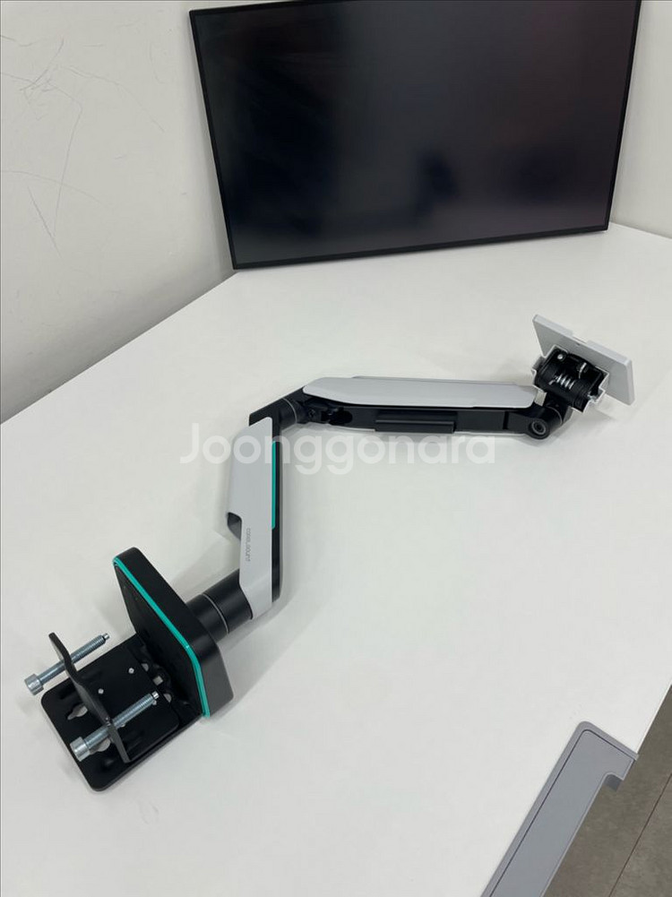 Dell U2723QE 4K 모니터--3