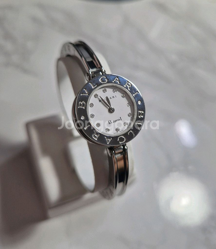 불가리 비제로원 12P 다이아 여성시계--1