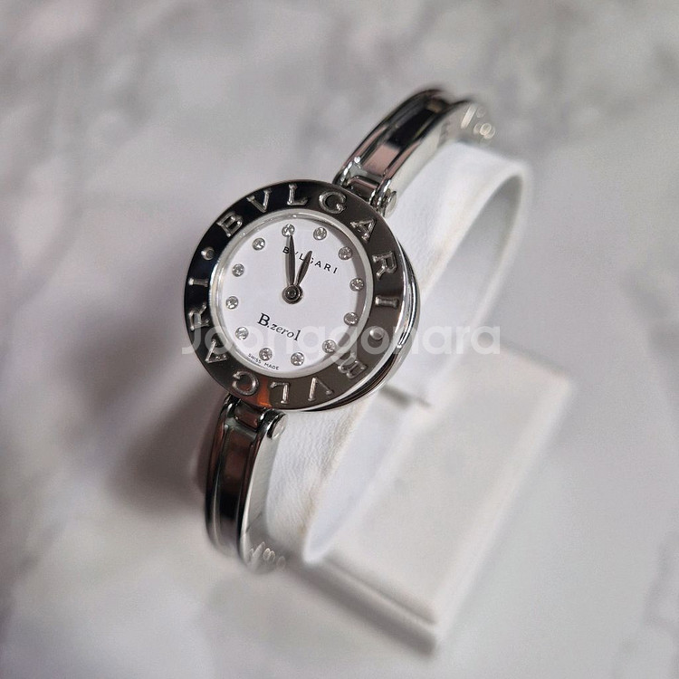 불가리 비제로원 12P 다이아 여성시계--2