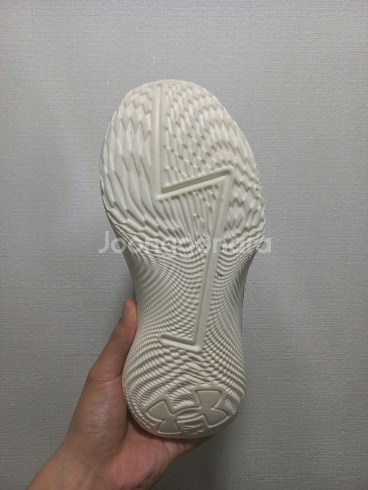 260 언더아머 커리 팍스 1 농구화 농민화 배드민턴--4