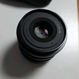 시그마 45mm f2.8 L마운트 (보증 26년 2월)