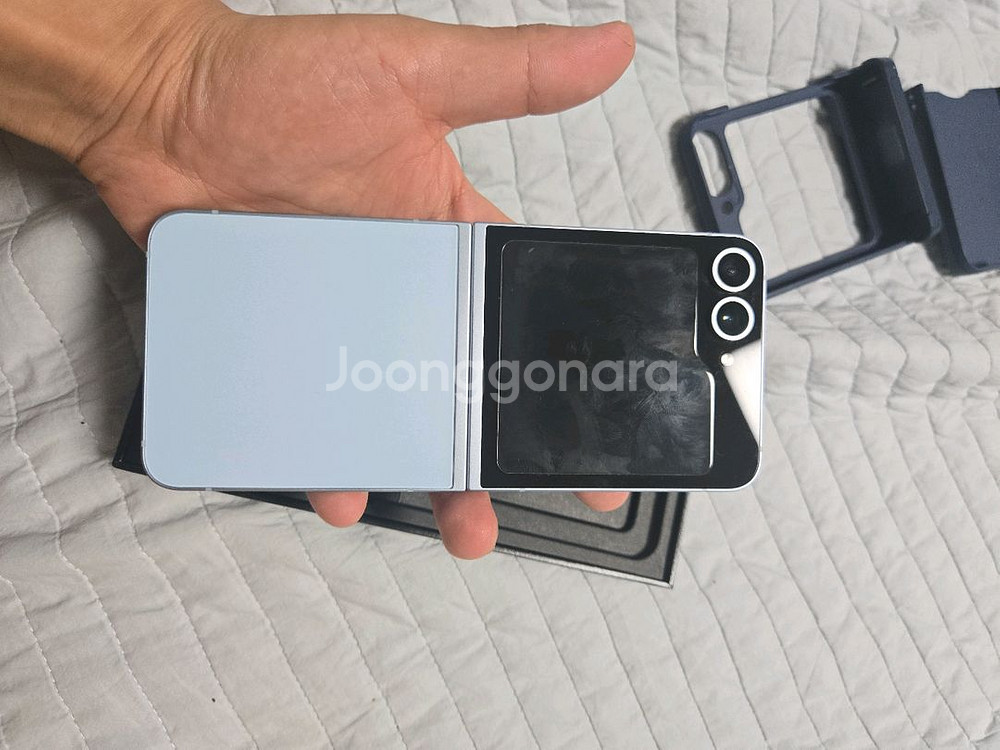갤럭시z플립6 256gb 블루 공기계 판매--9