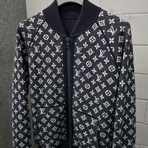 루이비통 LV 모노그램 리버서블 집업 가디건