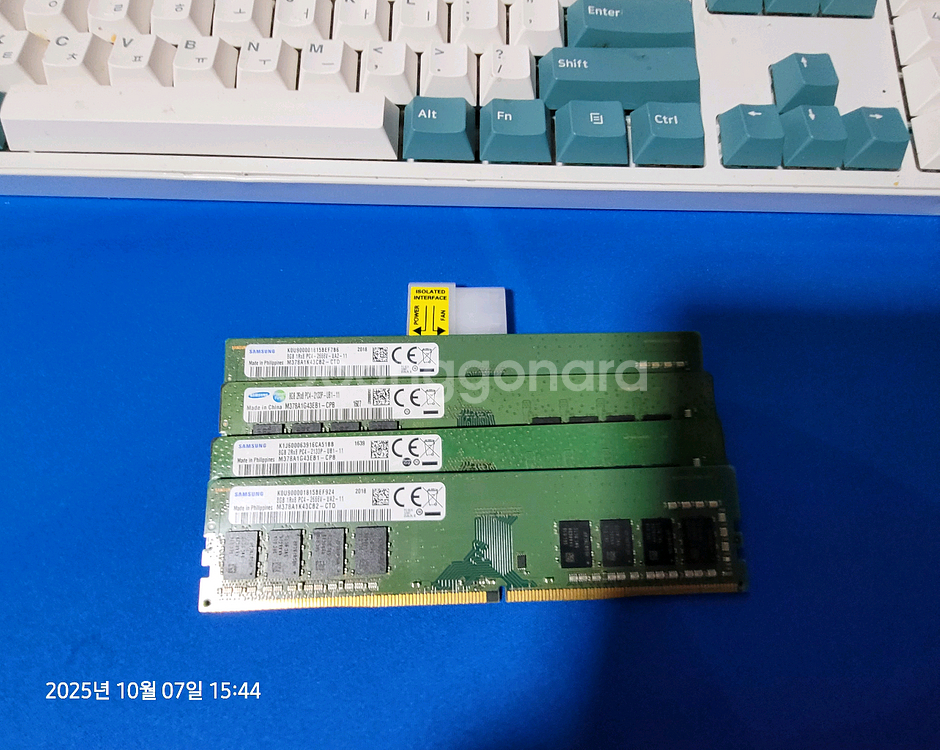DDR4 2133-2개. 2666-2개--0