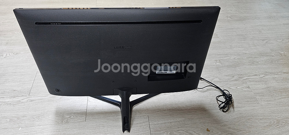 삼성 32인치 LED 모니터 U32J590--2
