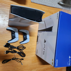 PS5 슬림 디스크 팝니다 듀얼센스 2개