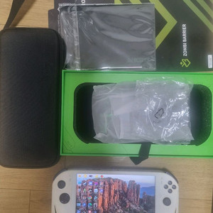 aokzoe a1 pro 7840u 팝니다