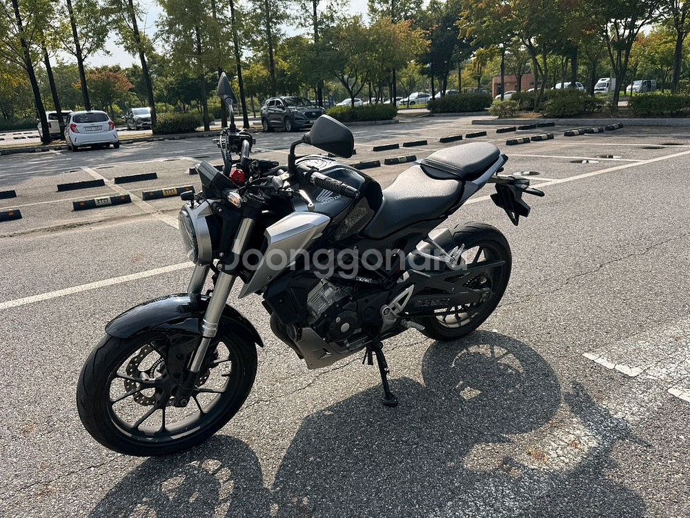 혼다 cb125r 21년형 블박튜닝 abs 팝니다--2