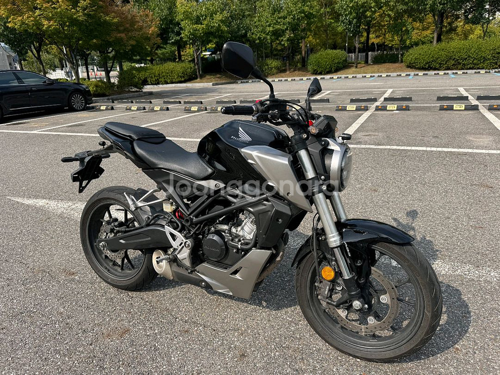 혼다 cb125r 21년형 블박튜닝 abs 팝니다--0