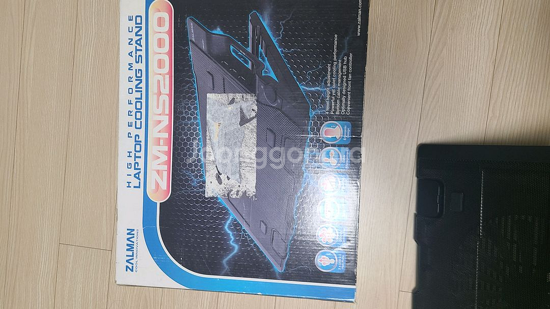 잘만쿨러 ZM-NS2000 노트북 쿨러 받침대--1