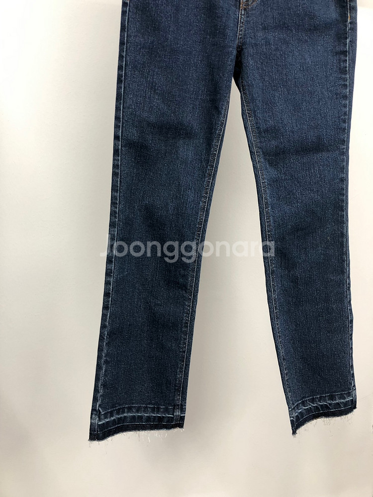 베네통 세미부츠컷 청바지 55--1