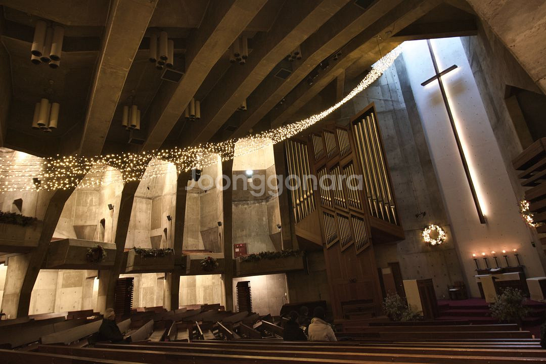 캐논 EFS 10-18mm f/4.5-5.6 STM--5