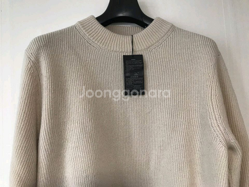 (새상품) CLUB MONACO 순모 울 100 니트--1