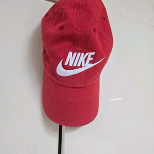 나이키 필라 캡 팝니다