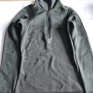 아크테릭스 Rho ar 로 ar 집넥 짚넥 여성