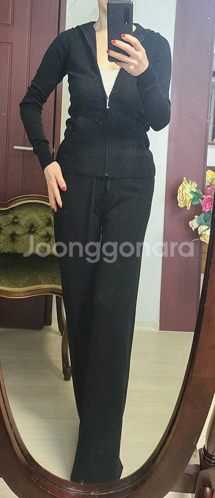 쥬시 꾸뛰르 100%캐시미어 트레이닝 집업 후드 세트--3