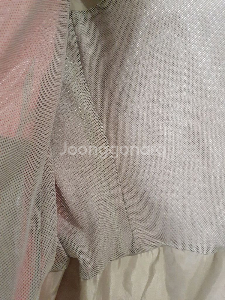 아디다스 아웃도어 바람막이입니다.--5