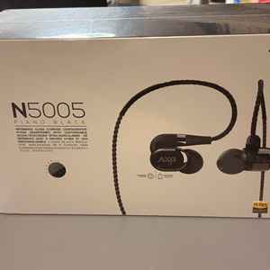 AKG N5005 미개봉 새제품 팝니다.