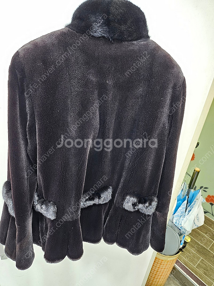 우단 블랙그라마 쉬어드 밍크코트--1