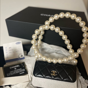 샤넬 진주스트랩 크로스백