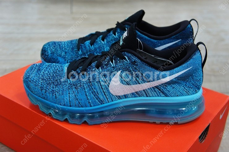 나이키 우먼스 플라이니트 맥스--1