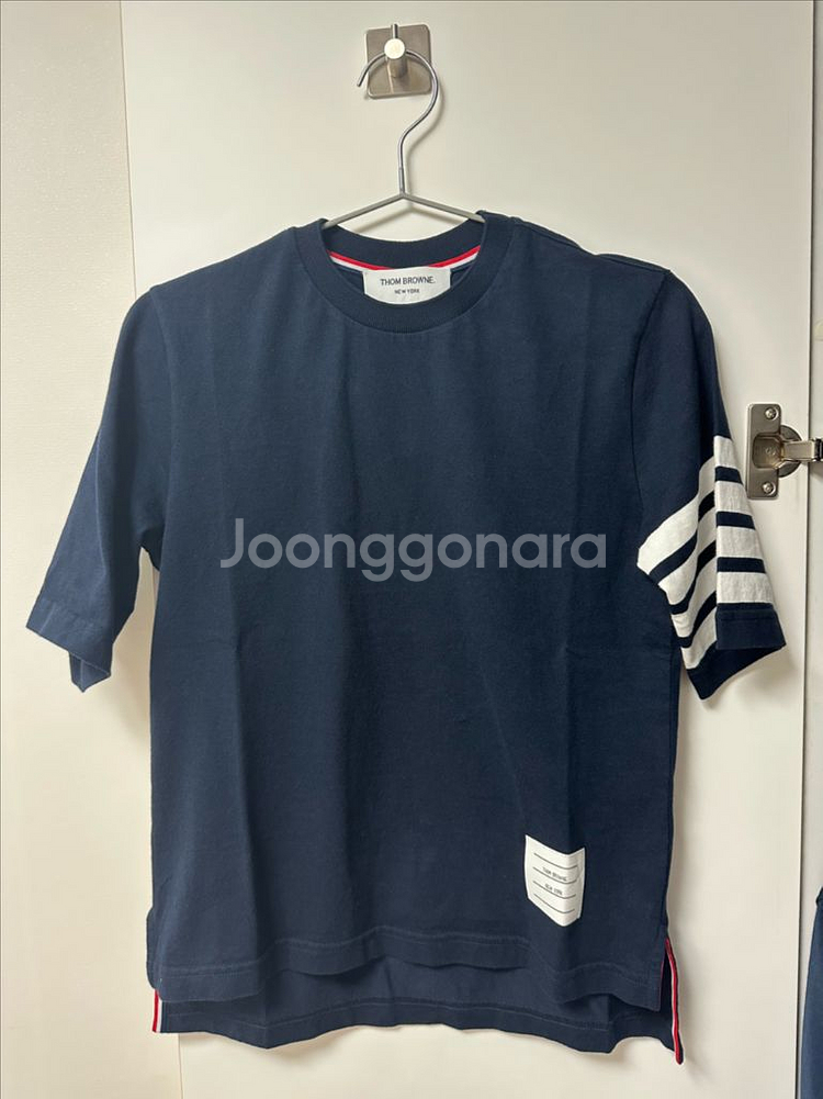 톰브라운 네이비 4바 반팔 티셔츠 36--0