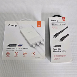 [일산] 프리디 65w 멀티 포트 충전기 판매