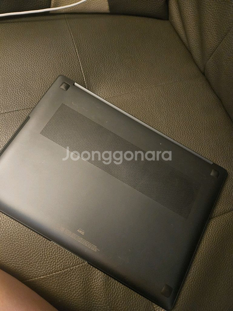 삼성전자 갤럭시북3 울트라 NT960XFH-XD72G--4