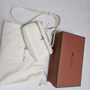 로로피아나 엑스트라포켓 L19