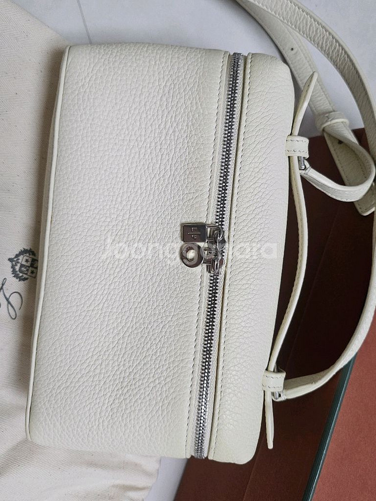 로로피아나 엑스트라포켓 L19--1