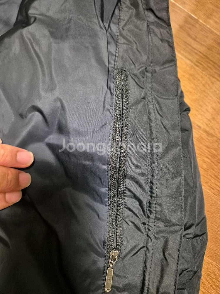 노스페이스 블랙패딩 (L)--3