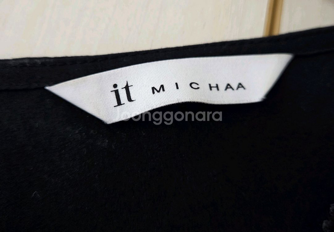 잇미샤(it MICHAA) 민소매 블라우스--1