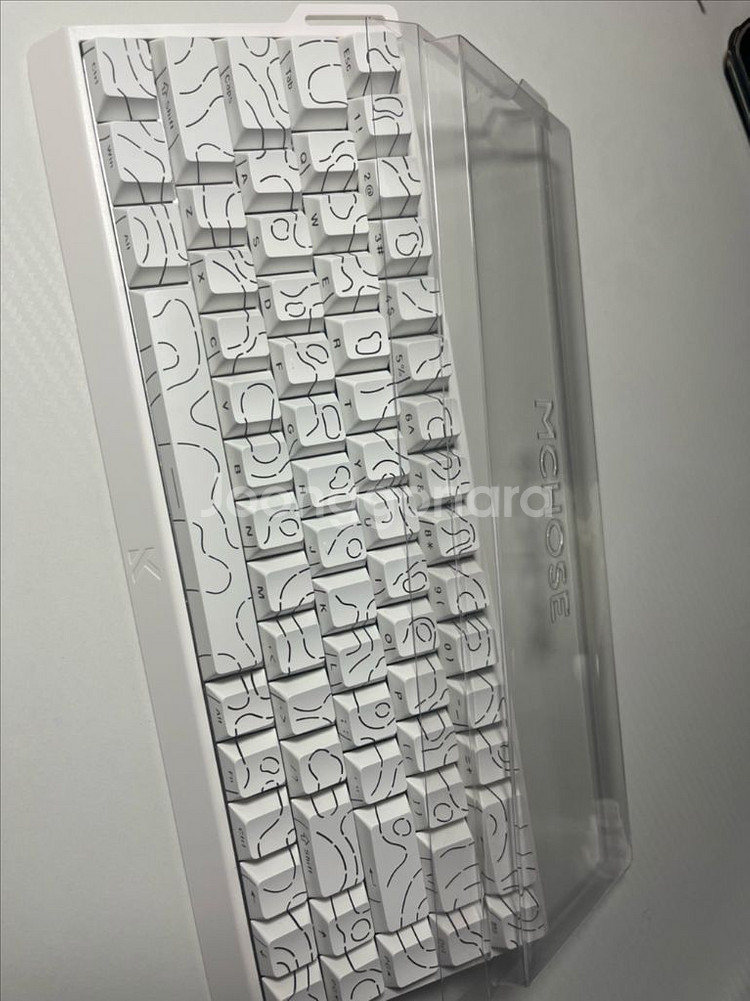 Ace 68 레피드트리거 게이밍키보드--2