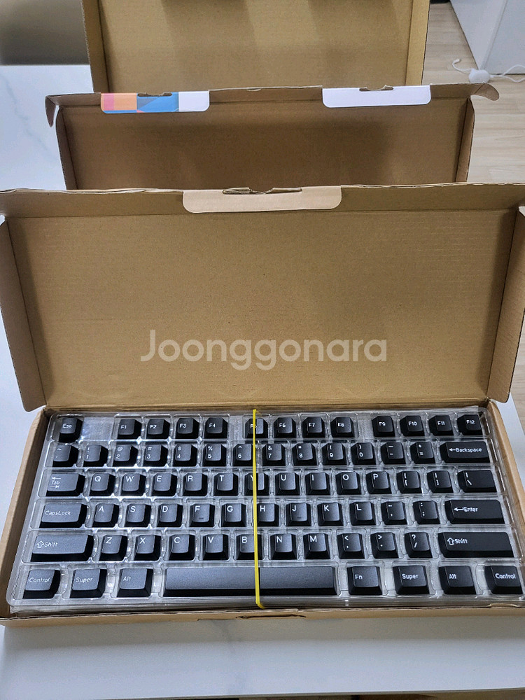 키보드키켑6개(사오파오/gmk)+아크릴장식선반--4