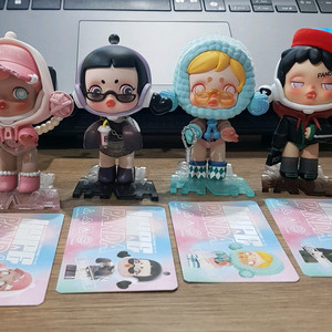 팝마트 스컬판다 하이브판다 4종 일괄판매