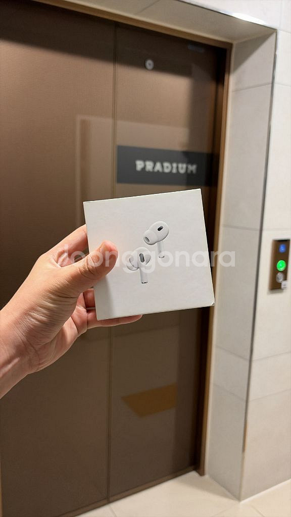 에어팟 프로2 c타입 판매합니다.--2