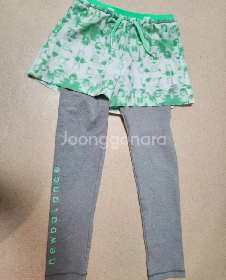 뉴발란스 수영 반바지 팬츠 ( 워터레깅스 ) 팝니다.--0