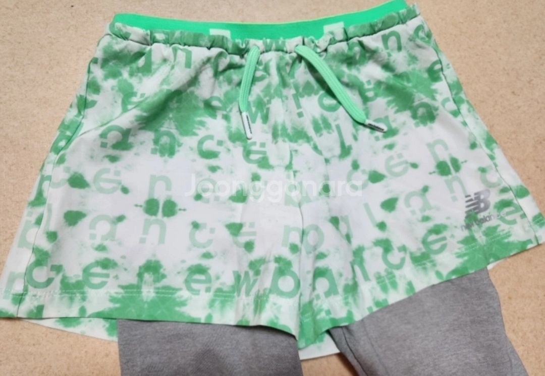 뉴발란스 수영 반바지 팬츠 ( 워터레깅스 ) 팝니다.--1